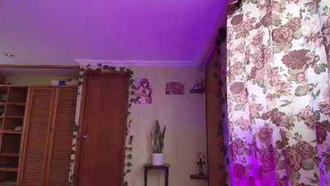 Camila online show from 02-13-26, 04:14