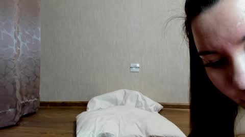 Snapshot of cyberoneee chatting on 02-10-25, 04:25 cyber online show from 02-10-25, 04:25