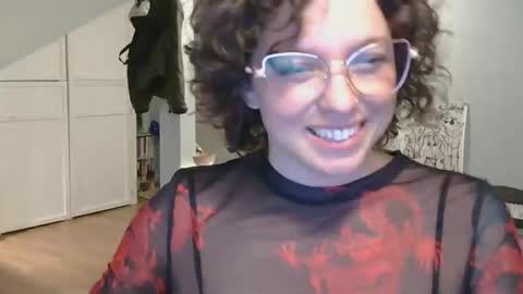 cyborgdyke online show from 12-05-25, 12:41