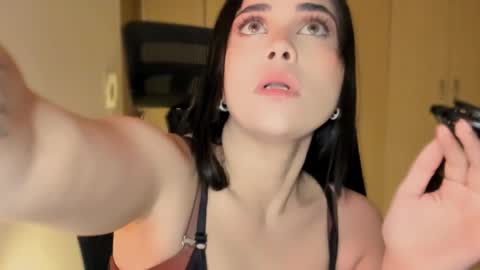 Snapshot of cyborgmuse chatting on 09-29-25, 04:17 cyborgmuse online show from 09-29-25, 04:17