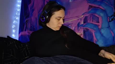 Cyndee Winter online show from 01-06-25, 03:40