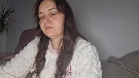 Cyndee Winter online show from 10-05-25, 04:27