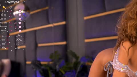 Snapshot of cynthiawest chatting on 01-13-25, 10:03 Ivy online show from 01-13-25, 10:03