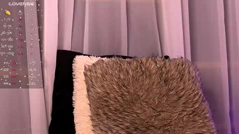 Snapshot of cynthiawest chatting on 10-01-25, 02:50 Ivy online show from 10-01-25, 02:50