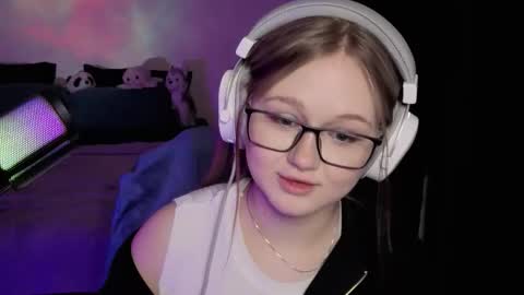 Dianne online show from 02-24-26, 01:42