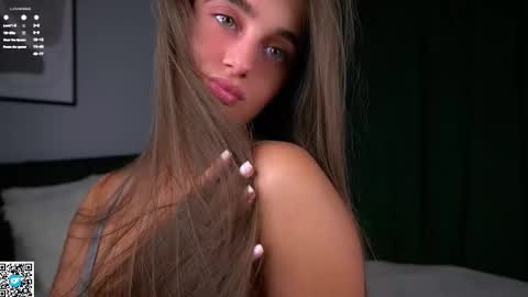 Isabella online show from 11-09-25, 01:04