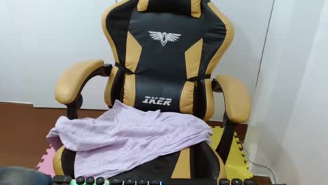 czarina69 online show from 10-21-25, 07:03