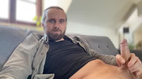 Snapshot of d0n_gi0vanni chatting on 03-05-25, 11:28 d0n_gi0vanni online show from 03-05-25, 11:28