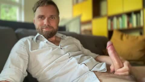 Snapshot of d0n_gi0vanni chatting on 07-16-26, 08:20 d0n_gi0vanni online show from 07-16-26, 08:20