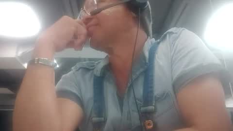 Snapshot of d619627 chatting on 11-03-25, 06:31 d619627 online show from 11-03-25, 06:31