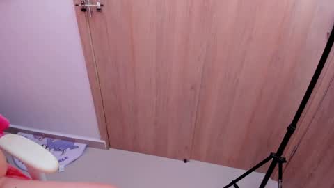 Snapshot of d___darling chatting on 12-30-24, 09:37 darling online show from 12-30-24, 09:37