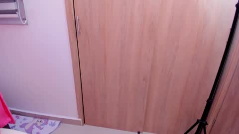 Snapshot of d___darling chatting on 01-06-25, 09:52 darling online show from 01-06-25, 09:52