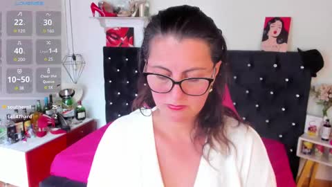 Mia  online show from 02-25-25, 06:20