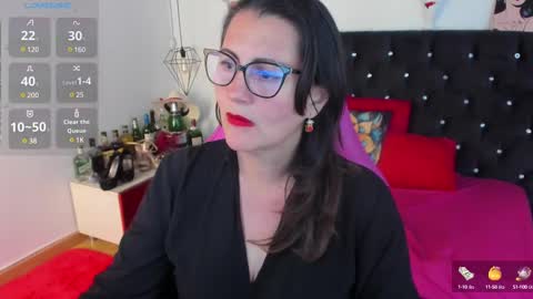 Mia  online show from 03-10-25, 03:41