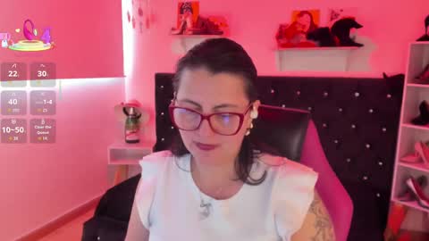 Mia  online show from 10-02-25, 01:40