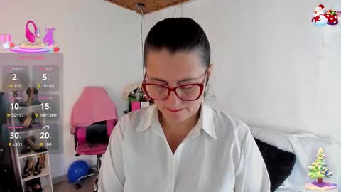 Mia  online show from 12-18-25, 11:38