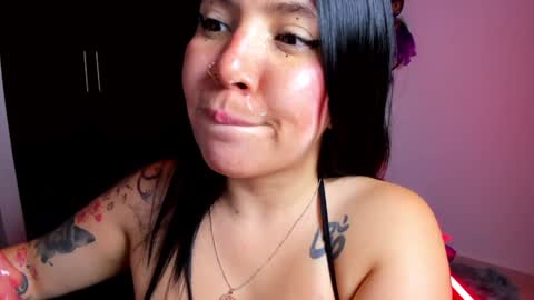 Ailyn  online show from 01-23-25, 03:26