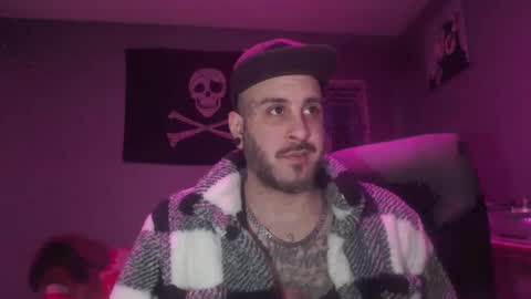 Snapshot of dabirdfree chatting on 02-07-25, 06:02 Destroyer online show from 02-07-25, 06:02