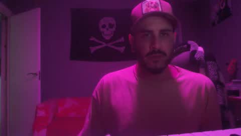 Snapshot of dabirdfree chatting on 09-29-25, 02:06 Destroyer online show from 09-29-25, 02:06