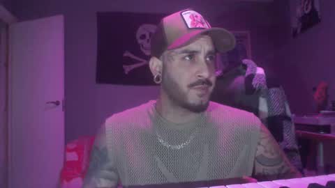 Snapshot of dabirdfree chatting on 10-07-25, 06:49 Destroyer online show from 10-07-25, 06:49