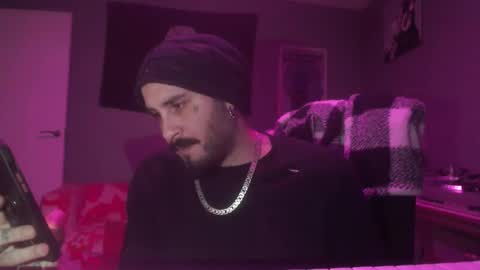 Snapshot of dabirdfree chatting on 02-10-26, 02:15 Destroyer online show from 02-10-26, 02:15