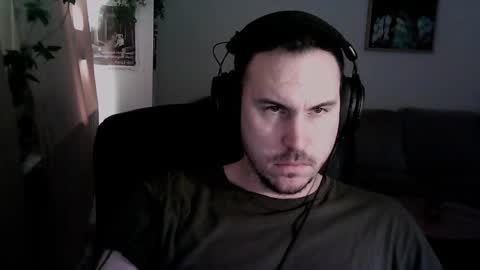 DadBodStephen online show from 01-04-25, 05:26