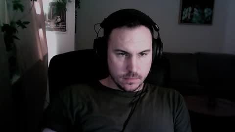 DadBodStephen online show from 01-04-25, 08:27