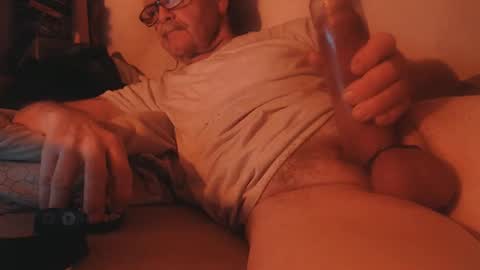 Snapshot of daddiesmonstercock chatting on 02-11-25, 10:48 daddiesmonstercock online show from 02-11-25, 10:48