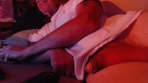 Snapshot of daddiesmonstercock chatting on 09-14-25, 04:22 daddiesmonstercock online show from 09-14-25, 04:22