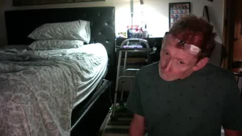 daddy_mack_treats_you online show from 10-24-25, 10:11