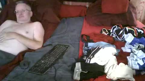 Daddy online show from 10-19-25, 11:27