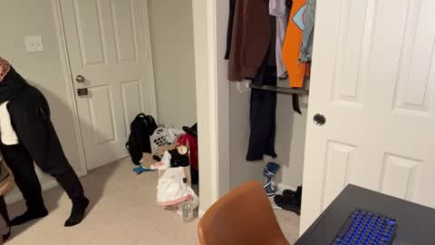 Snapshot of daddydaydrinkz chatting on 02-28-25, 07:15 DaddydayDrinkz online show from 02-28-25, 07:15