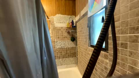 daddydic120402 online show from 10-18-25, 04:19