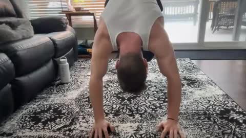 Snapshot of daddygmoney6969 chatting on 12-05-24, 01:06 daddygmoney6969 online show from 12-05-24, 01:06