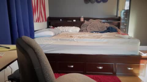 Snapshot of daddygmoney6969 chatting on 01-22-25, 05:17 daddygmoney6969 online show from 01-22-25, 05:17