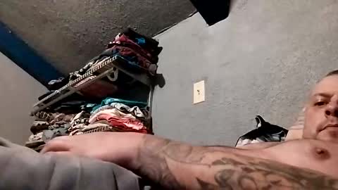 daddymike008 online show from 12-20-25, 06:26