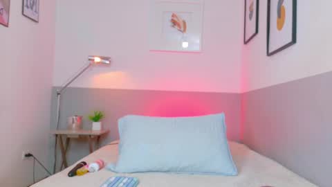 Antonella  online show from 11-01-25, 02:52