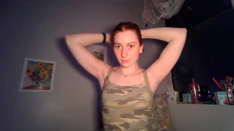 Saoirse online show from 03-10-25, 03:23