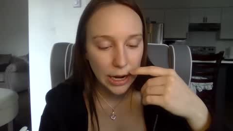 daddys good girl online show from 03-11-25, 06:30