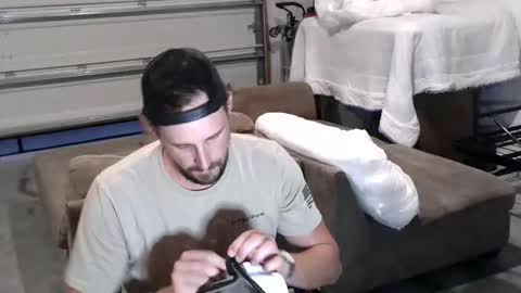 Snapshot of dadgoeswild chatting on 01-08-26, 11:18 DadGoesWild online show from 01-08-26, 11:18