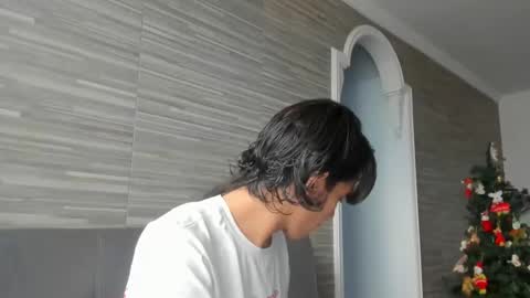 Snapshot of daemon_txuspunk chatting on 12-30-24, 07:32 DAEMON online show from 12-30-24, 07:32