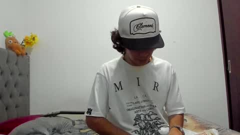 Snapshot of daemon_txuspunk chatting on 01-02-25, 05:46 DAEMON online show from 01-02-25, 05:46