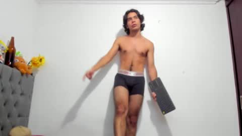 Snapshot of daemon_txuspunk chatting on 01-11-25, 12:44 DAEMON online show from 01-11-25, 12:44