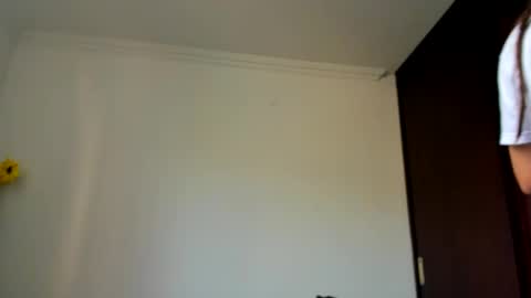 Snapshot of daemon_txuspunk chatting on 01-12-25, 05:33 DAEMON online show from 01-12-25, 05:33