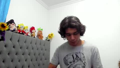 Snapshot of daemon_txuspunk chatting on 01-18-25, 11:22 DAEMON online show from 01-18-25, 11:22