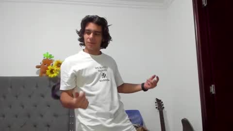 Snapshot of daemon_txuspunk chatting on 02-09-25, 08:22 DAEMON online show from 02-09-25, 08:22