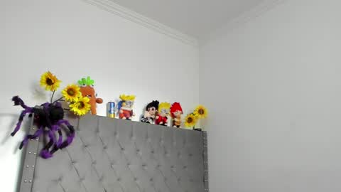 Snapshot of daemon_txuspunk chatting on 02-12-25, 07:35 DAEMON online show from 02-12-25, 07:35