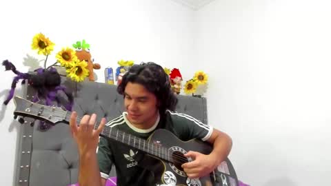 Snapshot of daemon_txuspunk chatting on 02-13-25, 05:05 DAEMON online show from 02-13-25, 05:05