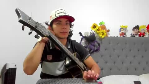 Snapshot of daemon_txuspunk chatting on 02-15-25, 07:49 DAEMON online show from 02-15-25, 07:49