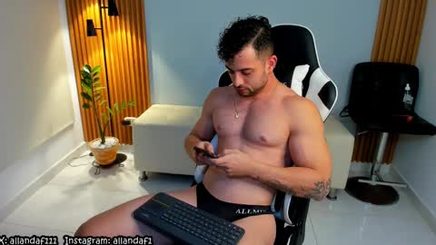 Allan Daf online show from 12-29-24, 02:17